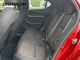 Halvkombi Mazda 3 9 av 15