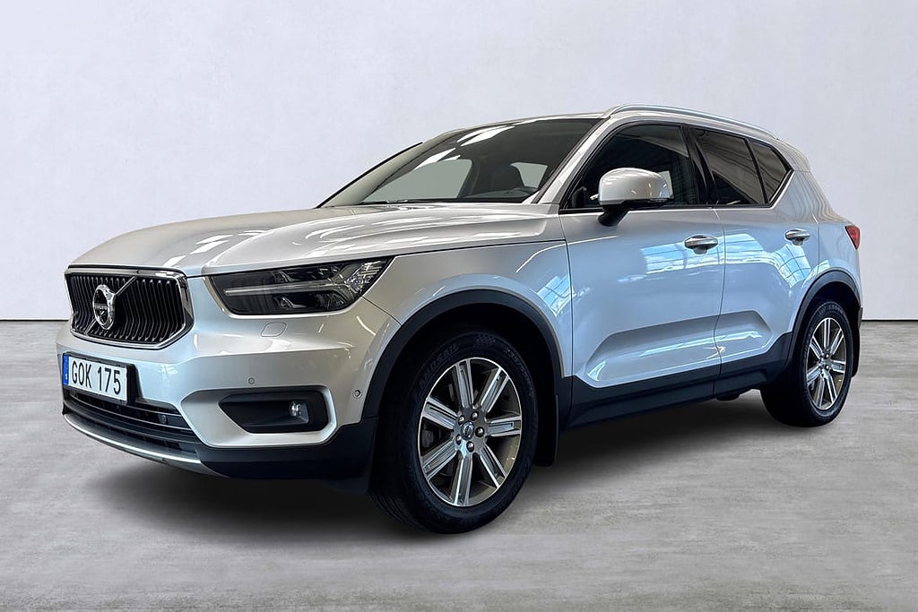 Volvo XC40 T5 AWD Momentum Intro Edition