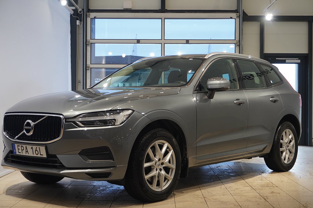 Volvo XC60 Ränta 4,99% | D4 Momentum B-Kamera P-Värmare