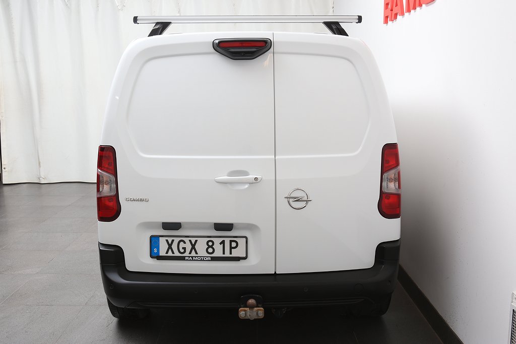 Opel Combo Cargo 1,5 130hk Aut Kamera Värmare Drag Leasbar 2020