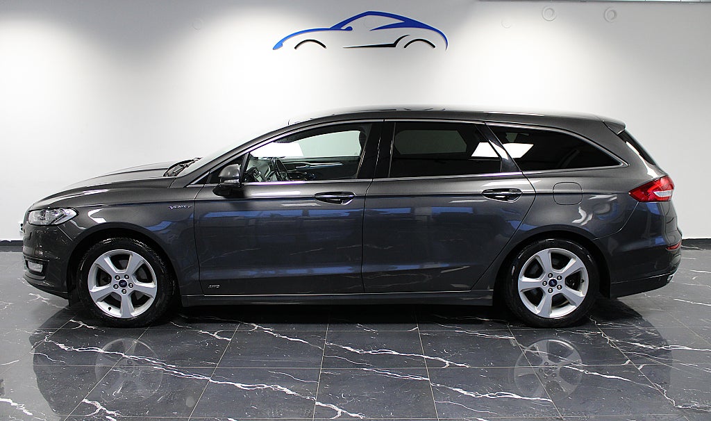 Ford Mondeo Kombi 2.0 TDCi AWD Plus Vignale Euro 6 Webasto Dragkrok