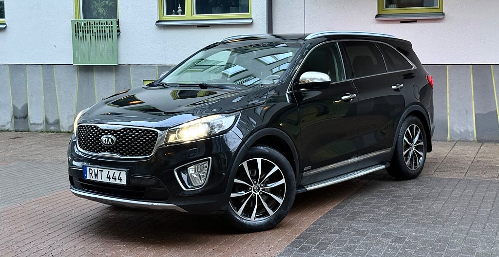Kia Sorento 2.2 CRDi AWD Business 7-sits Panorama Drag Navi