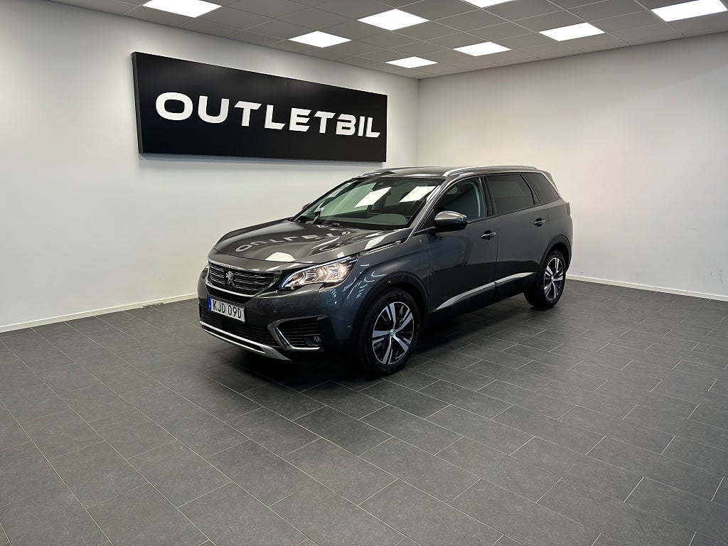 Peugeot 5008 1.2 PureTech 130 Allure 7-sits Bakkamera bytt kamrem 
