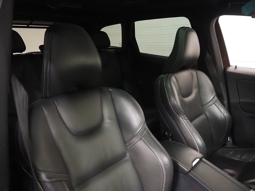 Volvo XC60 Polestar D5 AWD 230hk Black R R-Design Se Utrustning! 2015