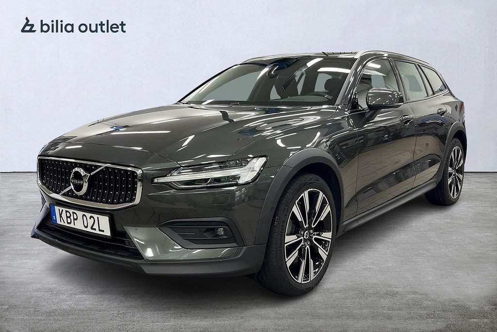 Volvo V60 Cross Country B4 AWD CarPlay Navi Drag Värmare