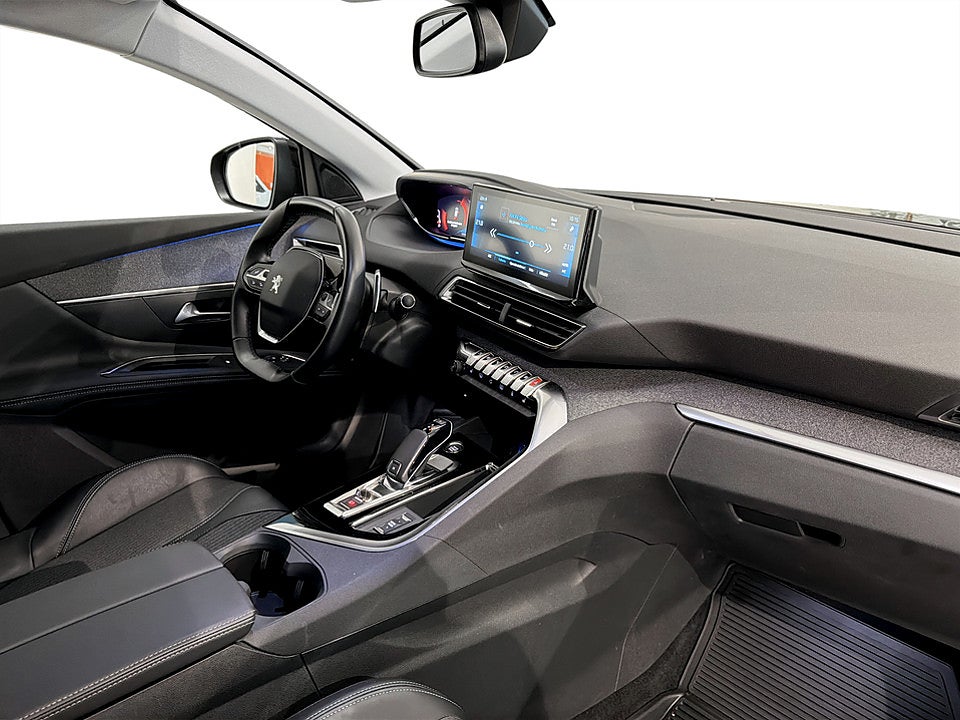 Bild på Peugeot 3008 Allure 1.2 PT 130hk Aut B-KAMERA CARPLAY