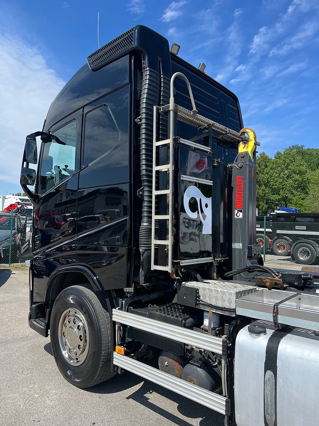 Volvo FH13 500 8x4*4 Tridem Lastväxlare Fullt Plogutrustad