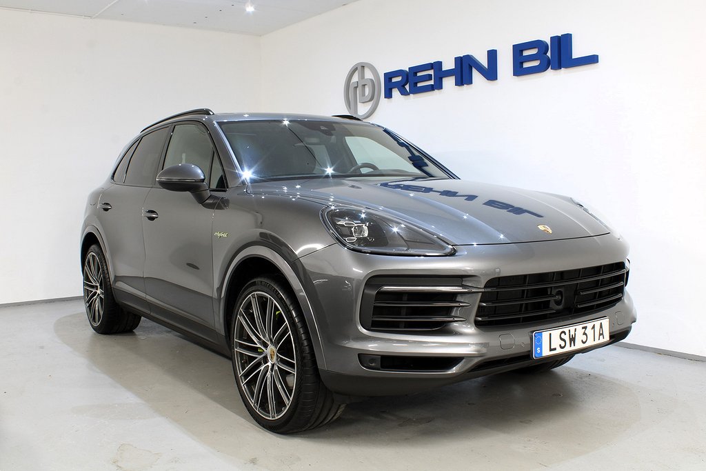 Porsche Cayenne E-Hybrid TipTronic S Pano Bose Hud 22" 462hk