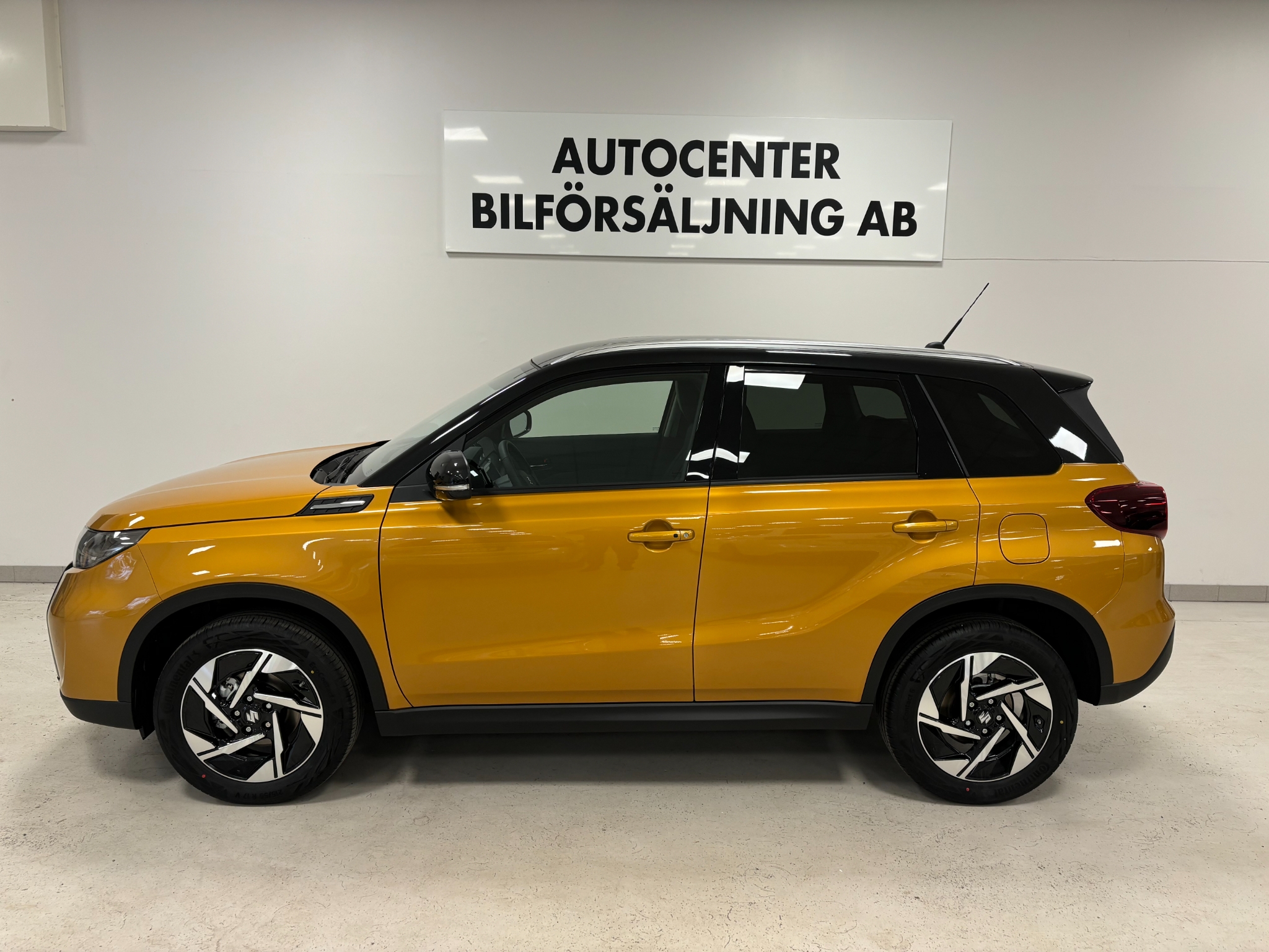 Suzuki Vitara e Select 61 kWh 2025, bild 5/10