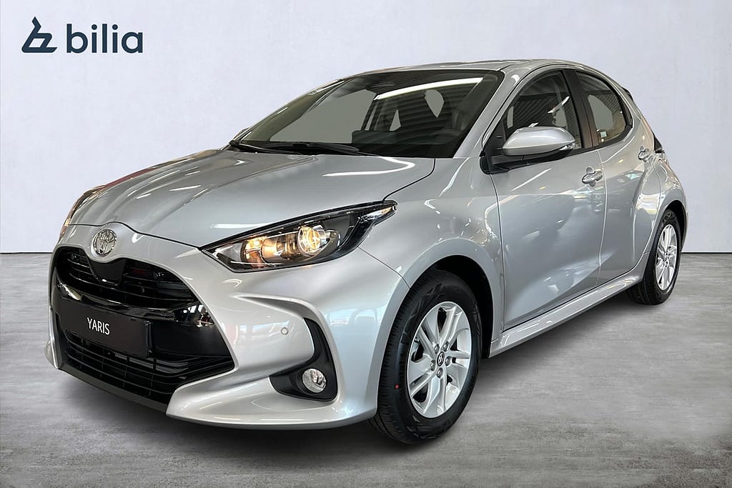Toyota Yaris Hybrid 115 Active Plus Komfortpaket och P-sensorer