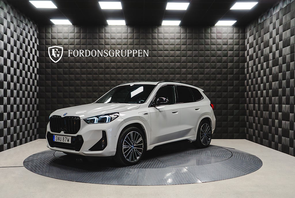 BMW X1 xDrive30e M Sport Edition / Panorama / HUD / SE SPEC