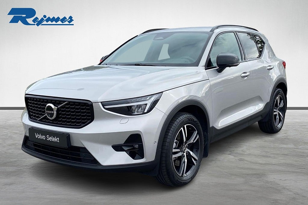 Volvo XC40 B3 FWD Bensin Plus Dark