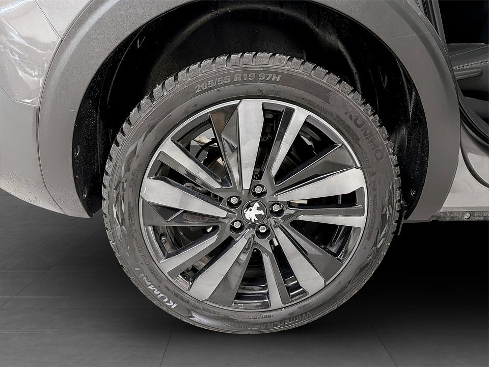 Bild på Peugeot 5008 GT 1.2 PT 130hk Aut - 7-SITS,B-KAMERA,NAV