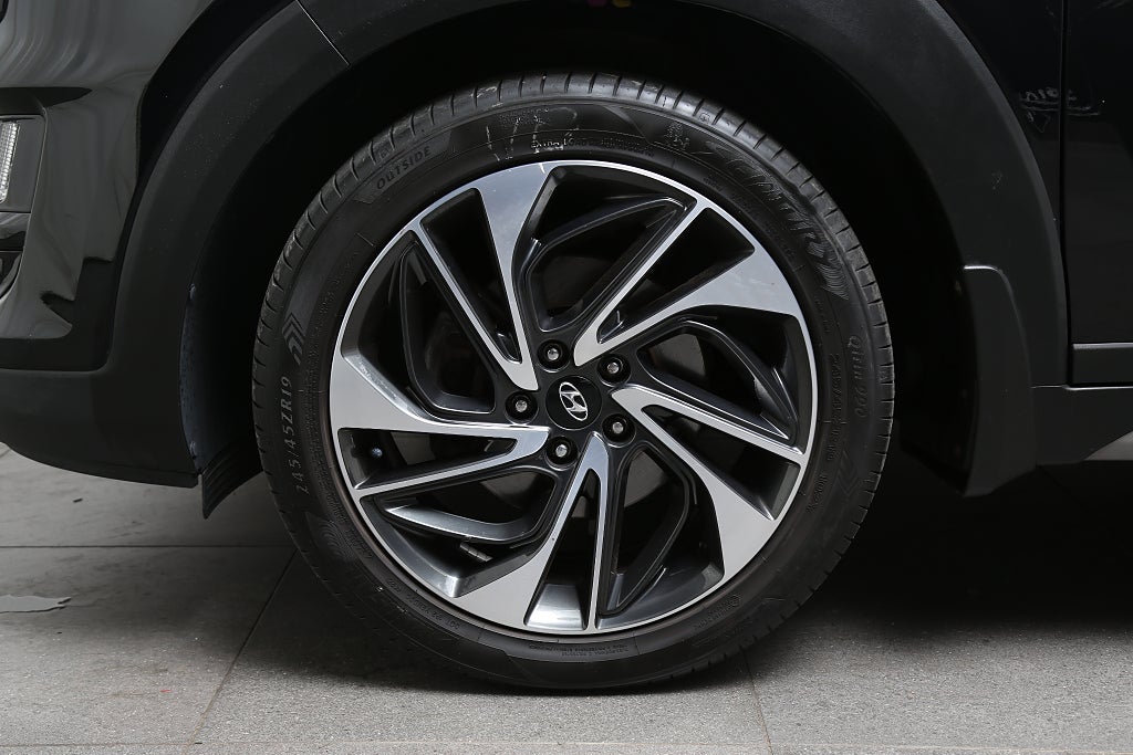 Hyundai Tucson 1,6 T-GDI 177hk Premium AWD Aut 360° Skinn Navi 19" 2019