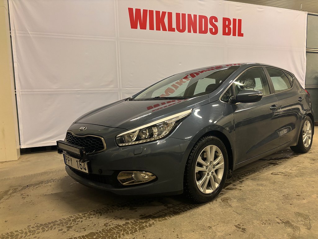 Kia CEED cee'd 1.6 CRDi EX Comfort Rattvärme Bluetooth S&V