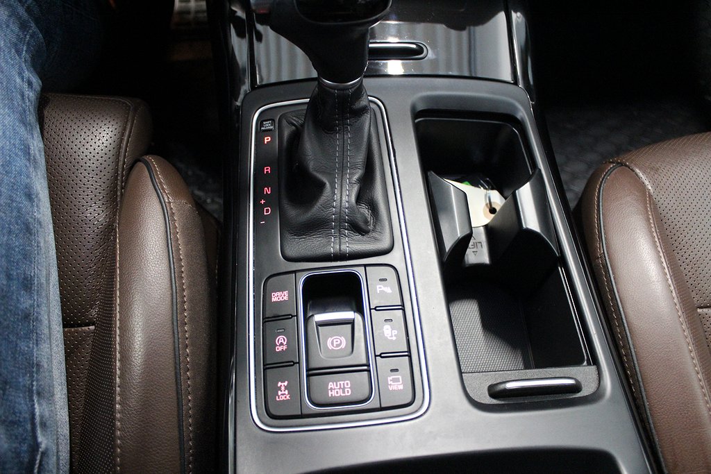 Kia Sorento, 2.2 CRDi AWD Automat Euro 6 Drag 7-sits 200hk