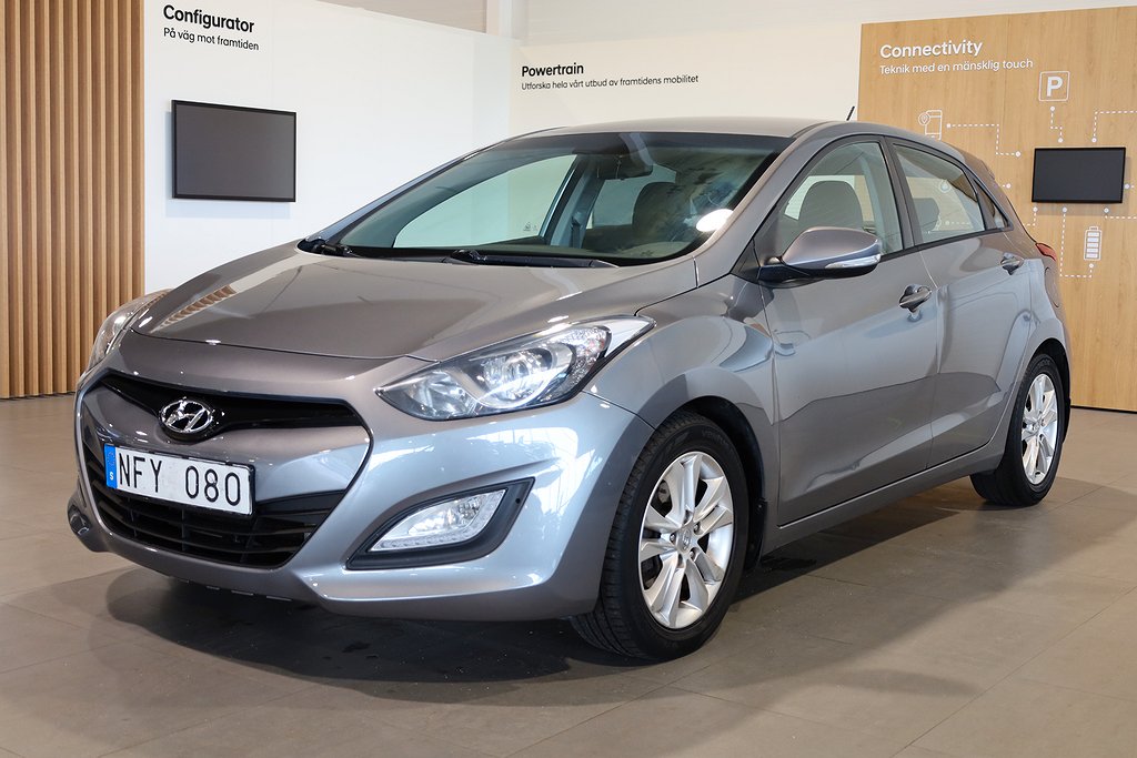 Hyundai i30 1,6 CRDi 110hk Business Automat 5D Bluetooth PDC 2014