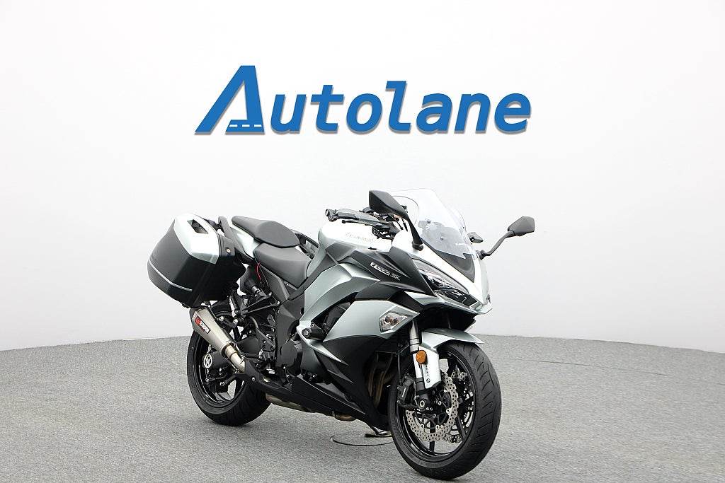Kawasaki Ninja Z1000SX* Scorpion Sidoväskor Endast 413 mil