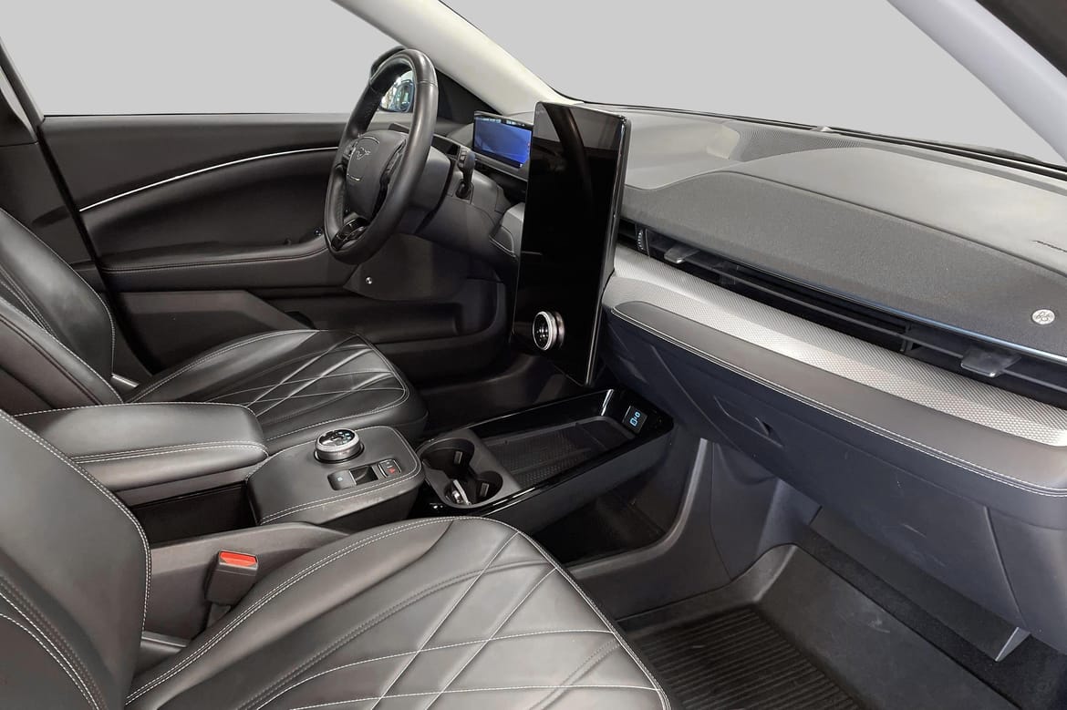 Ford Mustang Mach-E 2022, bild 5/37