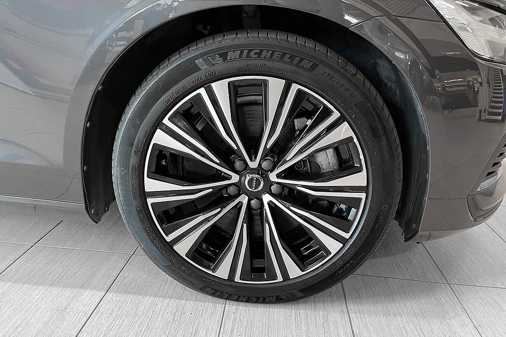 Volvo V60 2023 - miniatyr 4