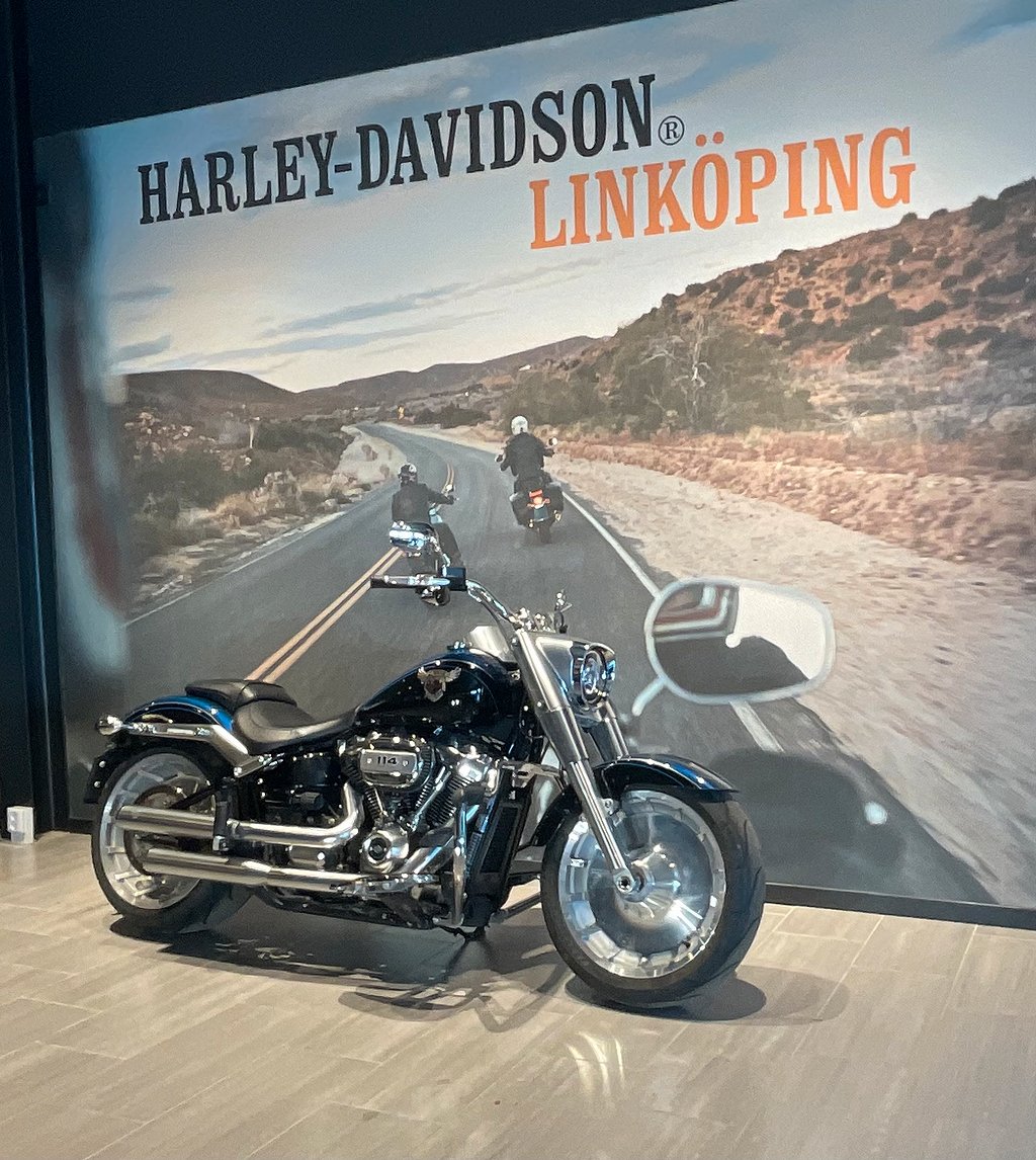 Harley-Davidson Fat Boy inkl 5000:- i presentkort!