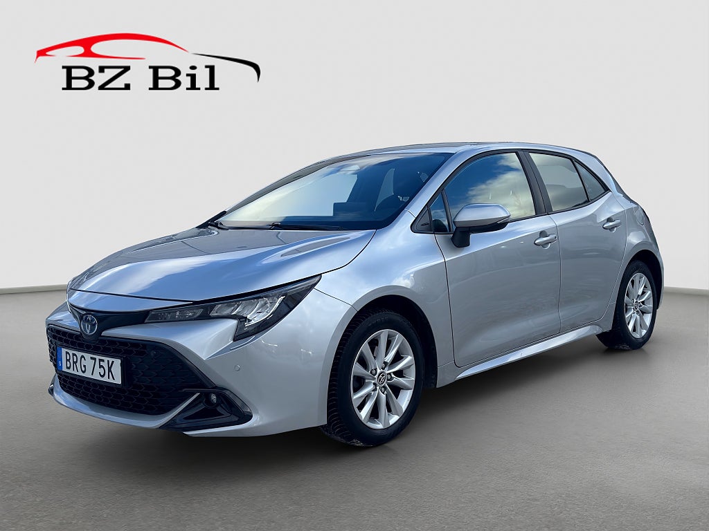 Toyota Corolla Hybrid e-CVT Active Plus Moms Rattvärme Kamera