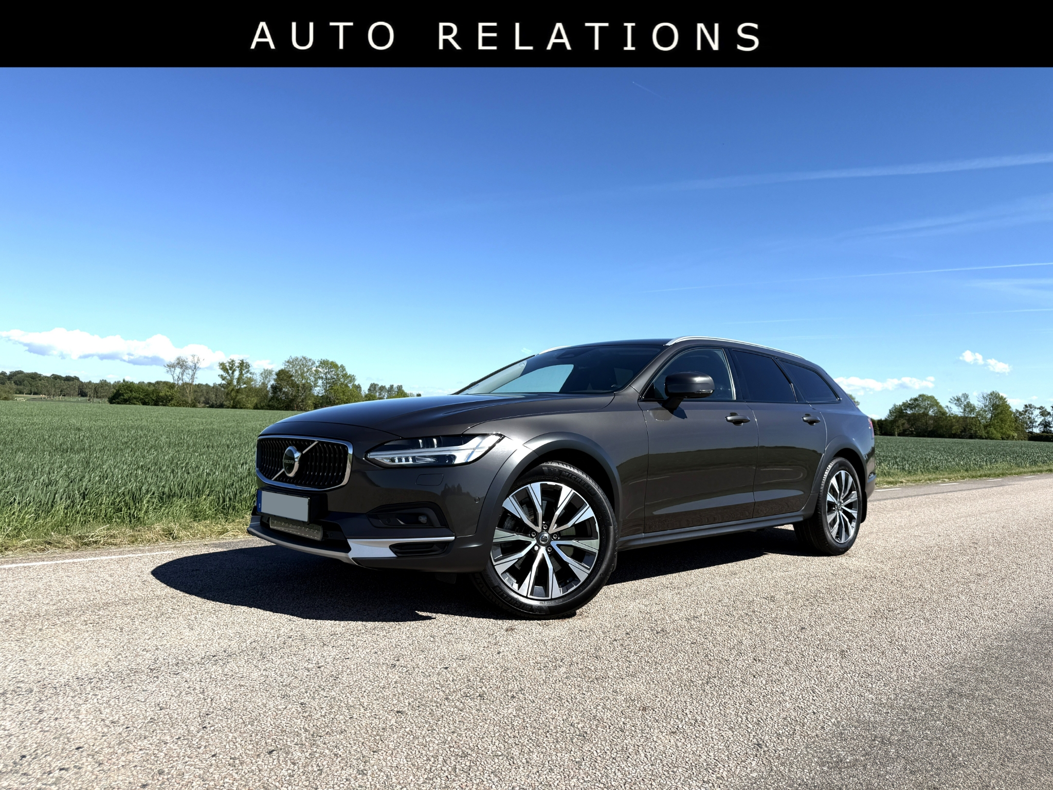 Volvo V90 Cross Country 2022, kuva 4/10