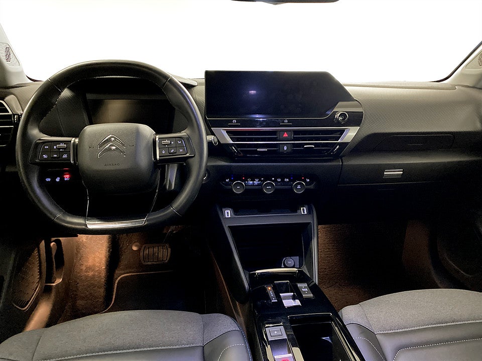 Bild på Citroën e-C4 Shine 50kWh 136hk Aut - B-KAMERA, CARPLAY