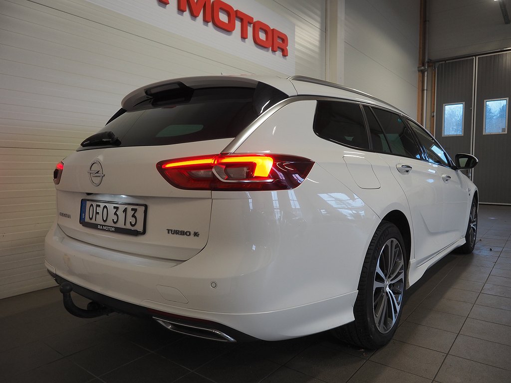 Opel Insignia Sports Tourer 2.0 Turbo 260hk 4x4 Aut | Navi | 2018