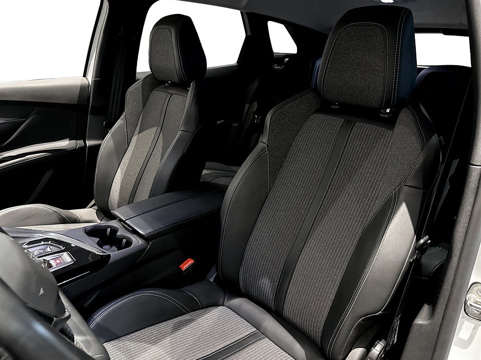 Bild på Peugeot 3008 Allure PHEV 225hk Aut B-KAMERA DRAG