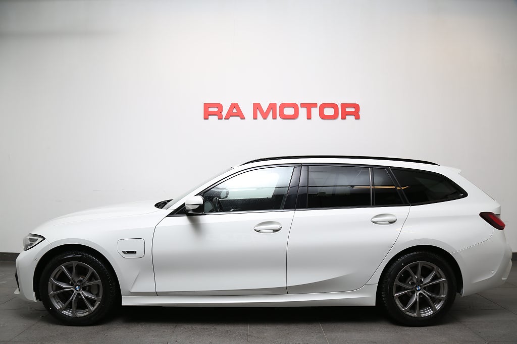 BMW 330e xDrive 292hk Touring  M Sport Aut Läder Drag Leasbar 2022