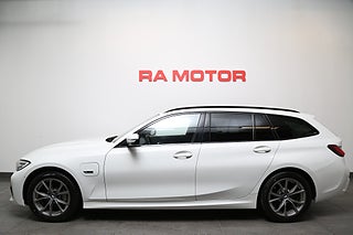 Kombi BMW 330e 3 av 29
