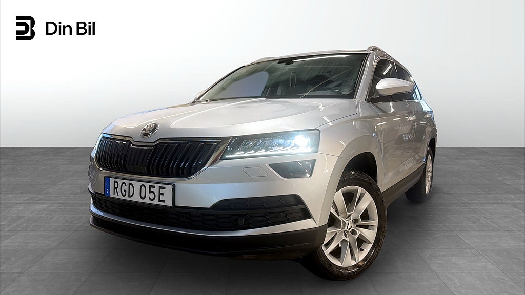 Skoda Karoq Ambtion 1.0 TSI 115hk / Drag / Backkamera