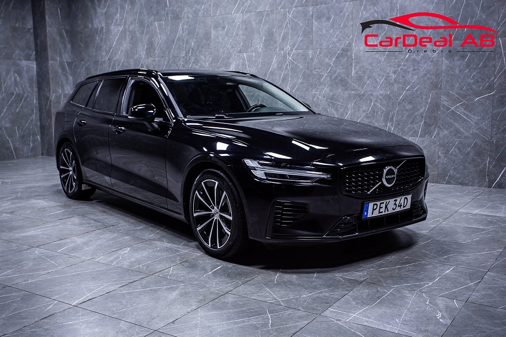 Volvo V60 Recharge T6 AWD 350hk Plus Dark Kamera CarPlay Drag