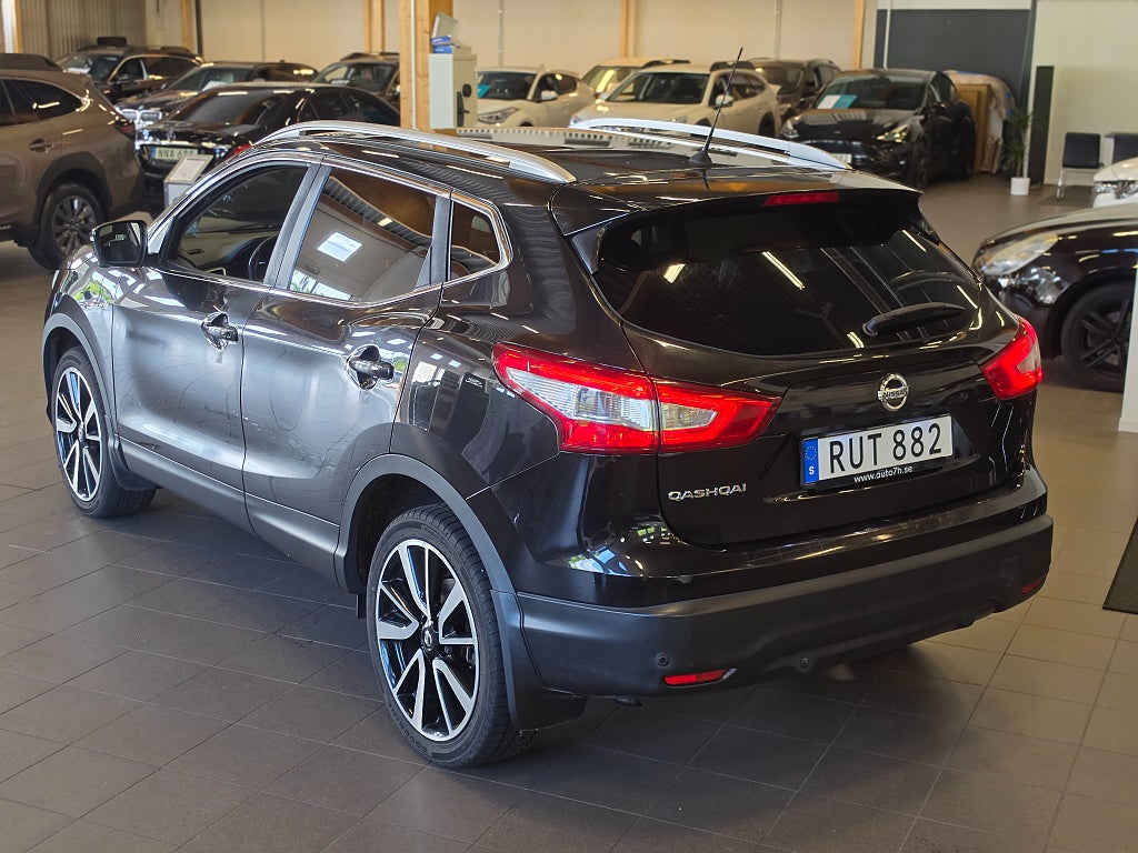 Nissan Qashqai 1.2 DIG-T Tekna Design pack / Panorama / 3,45% ränta