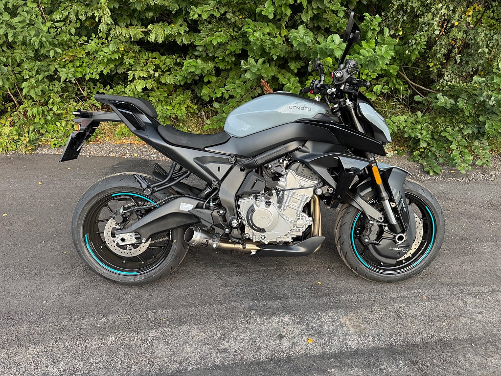 CFMOTO 675NK BUTIKS-EX 1 MIL ARROW AVGASSYSTEM 5-ÅRS GARANTI