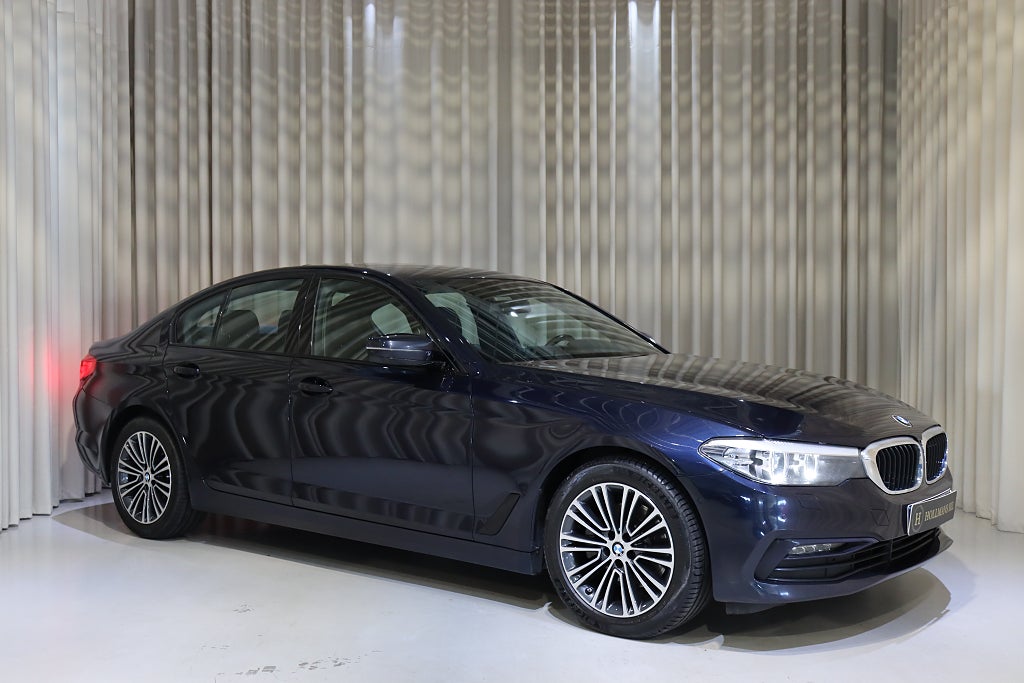 BMW 520 d xDrive 190HK Sport Line Drag Navi V-Hjul Sv-Såld