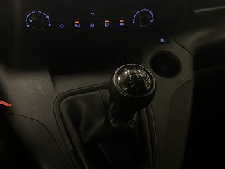 Toyota ProAce City 1.5D Skåpbil/SoV-däck/MoK-värm/Psens/MOMS