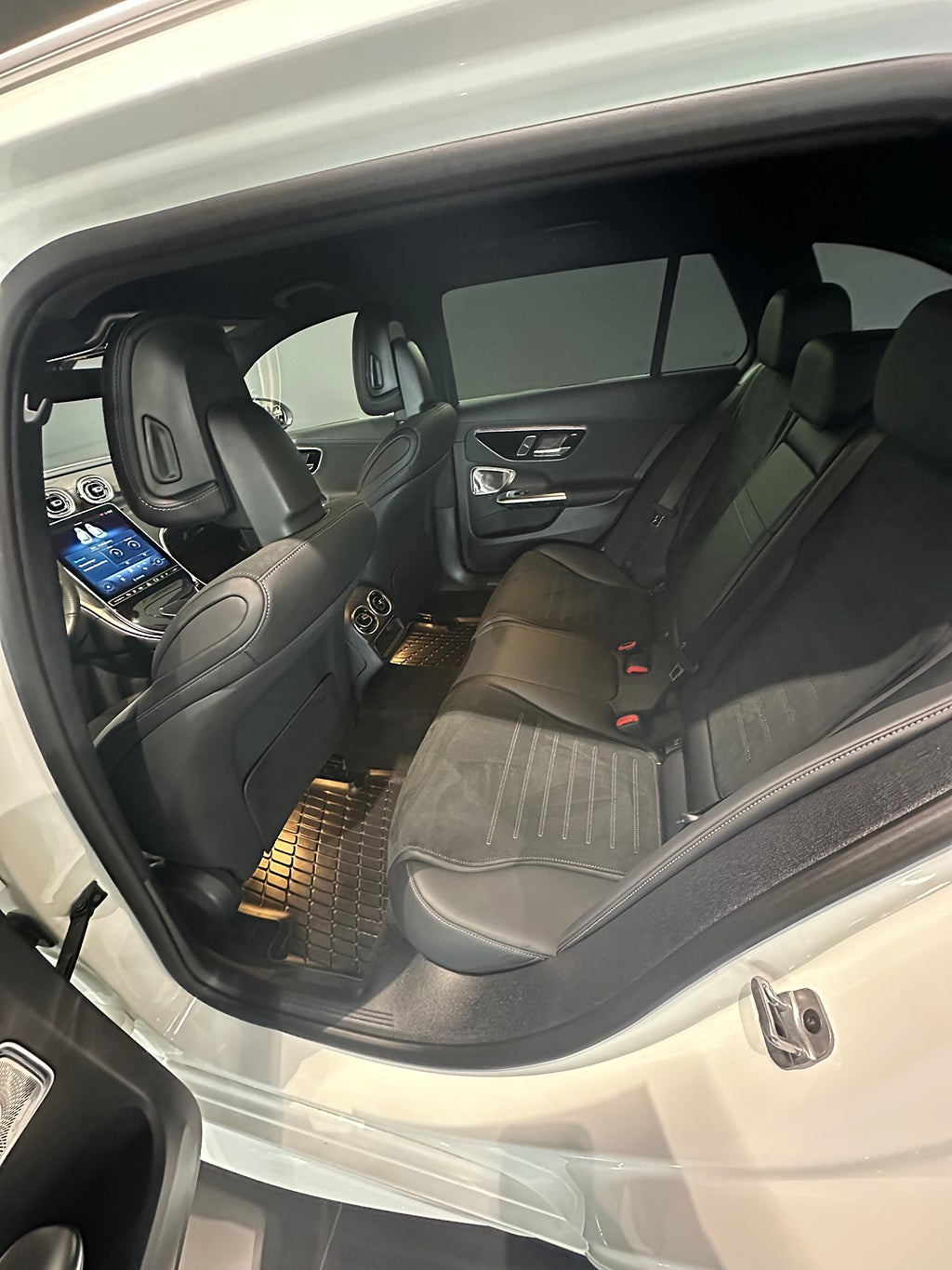 Mercedes-Benz C300 de 300 de 4MATIC AMG Premium Värmare Drag Elstol - bild 8