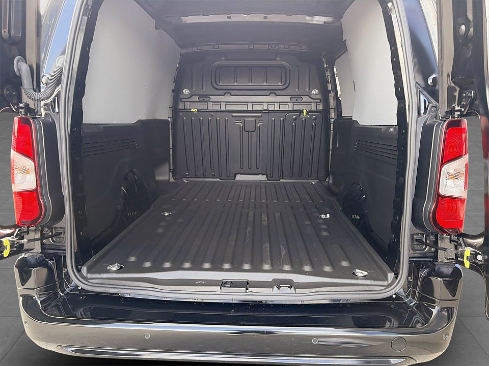 Bild på Opel Combo Elite GS Line 130hk Aut L2 -EDITION! VÄRMARE & DRAGKROK