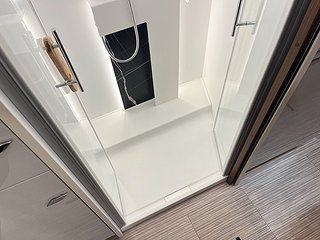 Husbil-integrerad Bürstner ELEGANCE 910 27 av 34