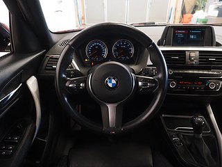 Halvkombi BMW 118I 14 av 20