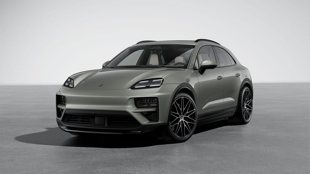 Porsche Macan Turbo Electric