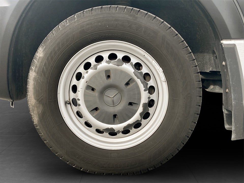 Bild på Mercedes-Benz Sprinter 211 Tempmatic CDI 114hk Aut L3H2 DRAG