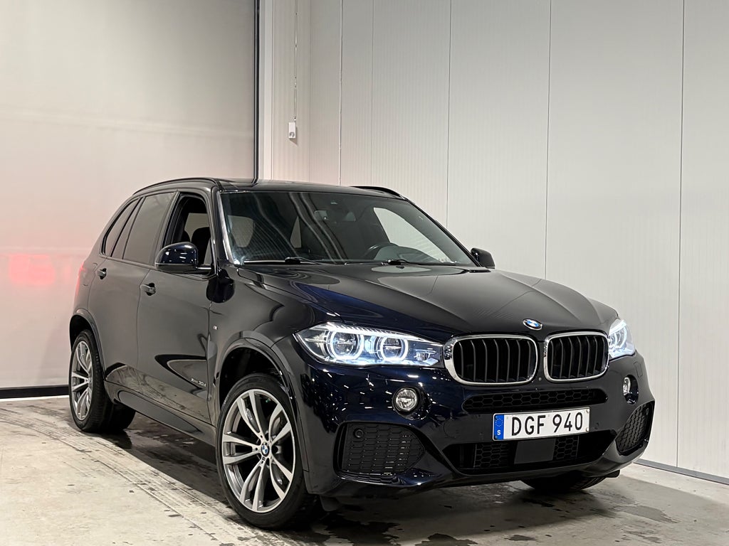 BMW X5 30d xDrive M-Sport Innovation D-värm Drag Pano H&K