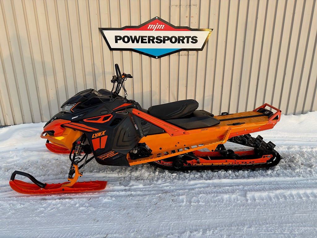 Lynx Boondocker Re 3900 850 E-tec  