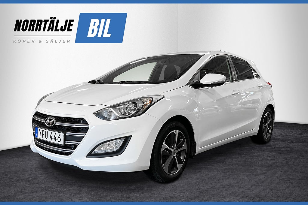 Hyundai i30 1.6 CRDi AUT PREMIUM NAVI M&K B-KAMERA NYSERV NYBES