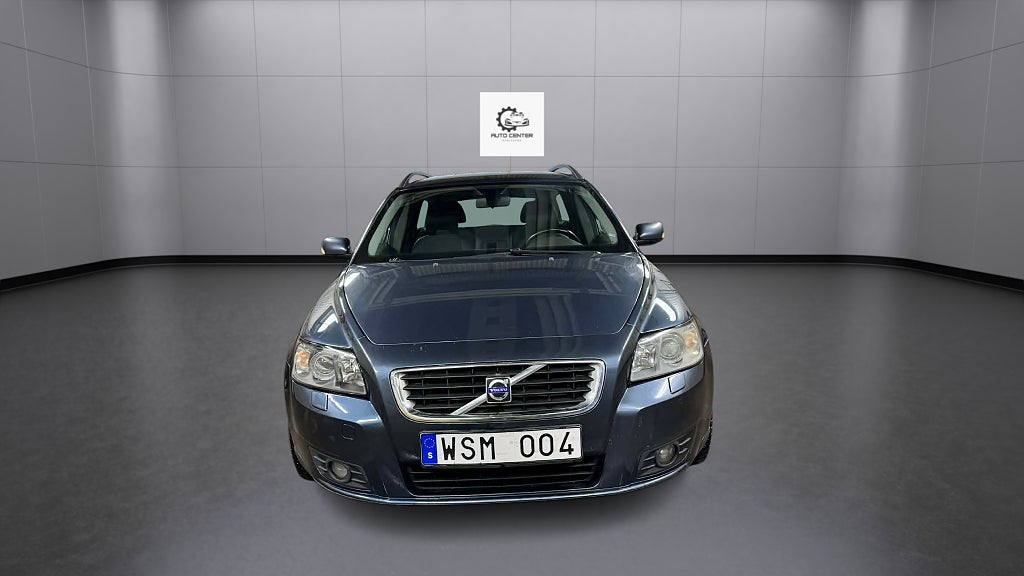 Volvo V50 2.4 Kinetic / Nyservad, Nybesiktad / 1,95%
