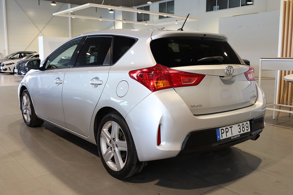 Toyota Auris 1.6 Valvematic Style Kamera Blåtand 2013