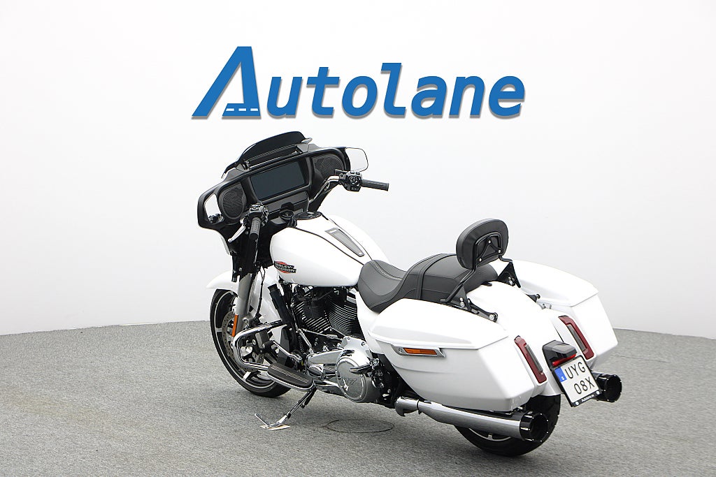 Harley-Davidson Street Glide *S&S Slip-on ABS TC Radio Farthållare